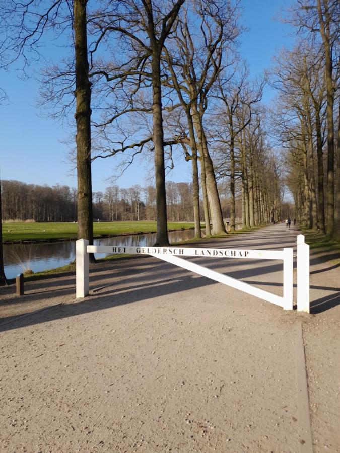 B&B Trust Barneveld Bagian luar foto